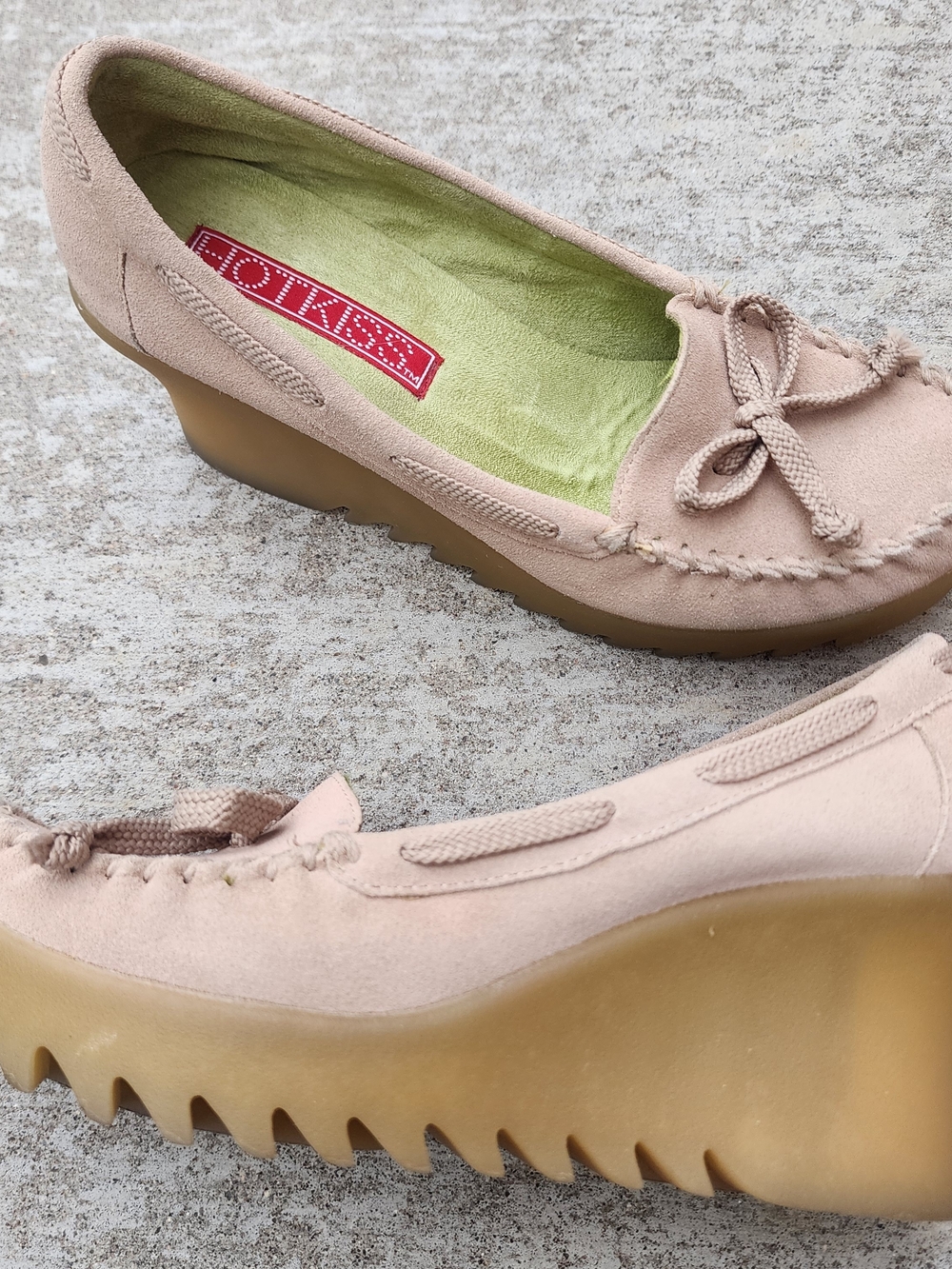 Hot Kiss Vintage Y2K Cream Suede Platform Moc Wedge Loafers, Sz 8.5